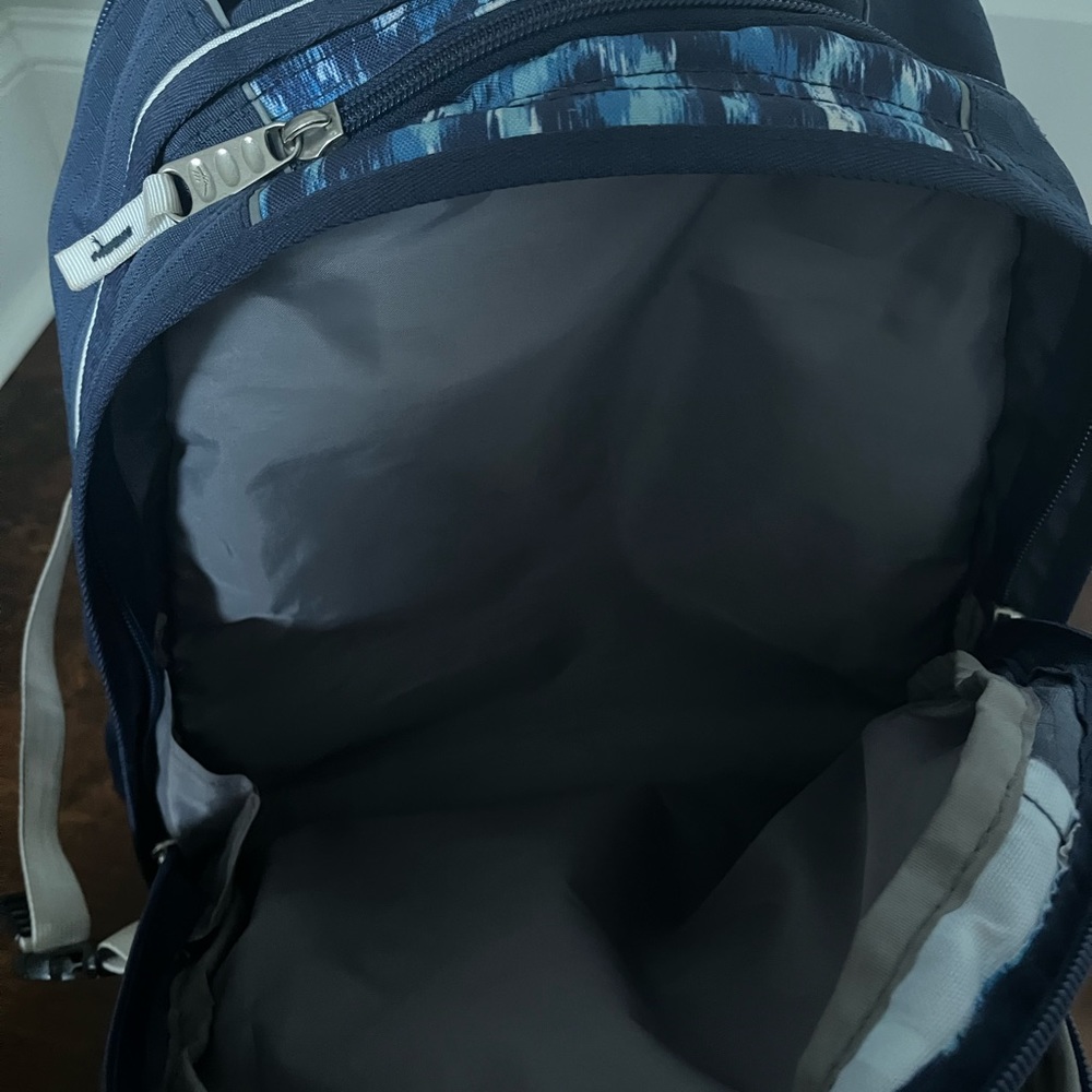 High Sierra Bookbag - Picture 4 of 7
